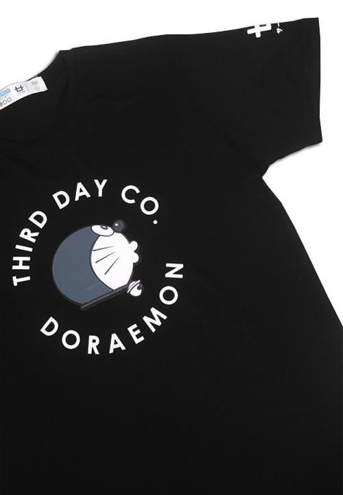 Third Day MTC04A s-s Men Dora Circle whist blk x Modo T-shirt Hitam