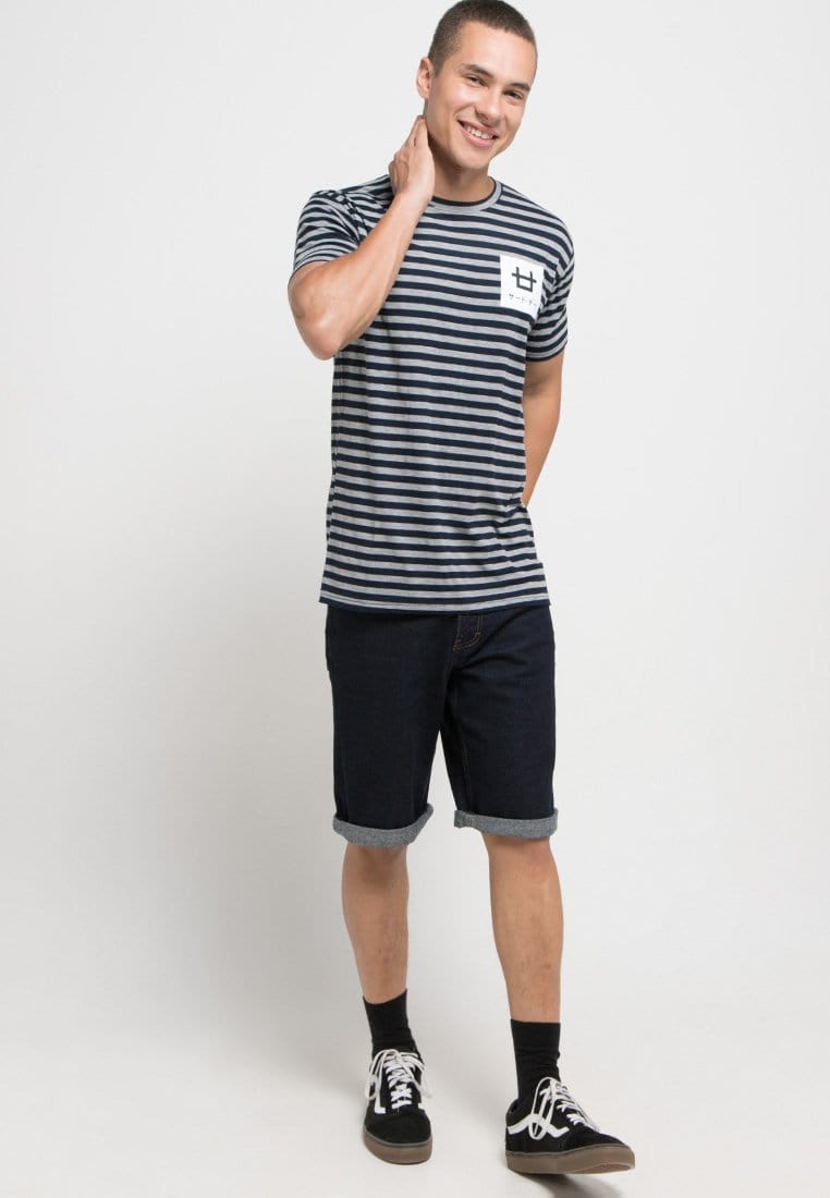 Third Day MTG82 kaos stp pria unisex logo box cst stripe abu navy