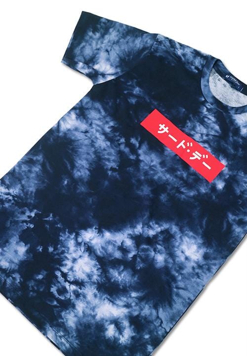 Third Day MTE83 katakana red tie dye tiewash nv Kaos Pria Navy