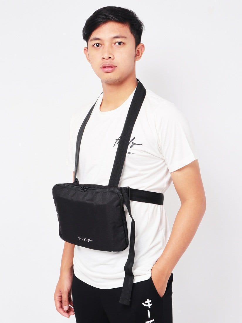 Third Day AMA82 sling bag wanita dan pria simple 3-in-1 hitam katakana