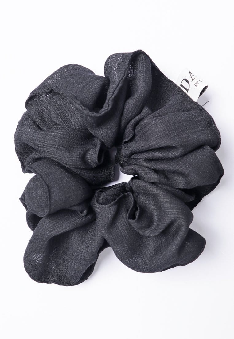 Daw Project DC012 Scrunchie Hijab Hitam