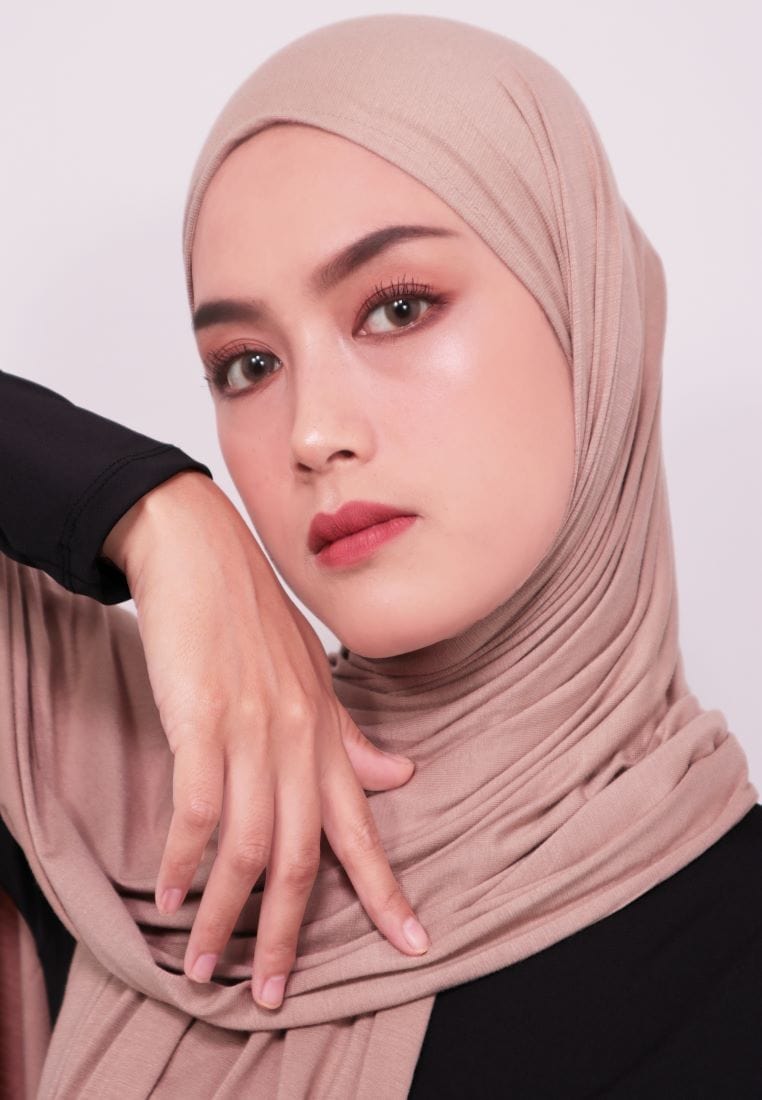 Daw Project DH025 Milan Hijab Pashmina Spandex Mocca