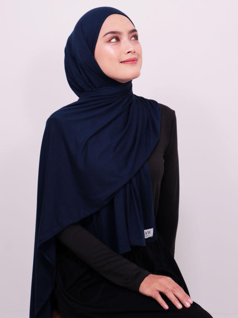 Daw Project DH028 Milan Hijab Pashmina Spandex Navy
