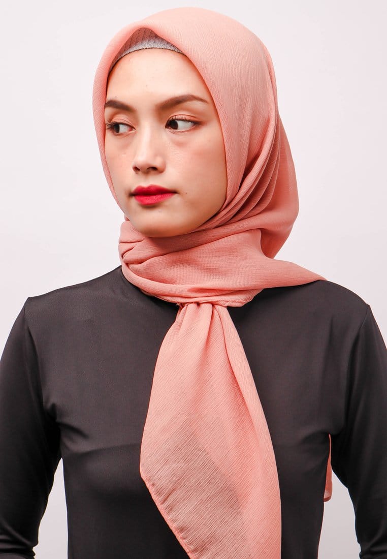 Daw Project DH053 Falencia Hijab Segiempat Salem Muda