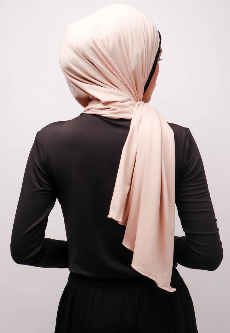 Daw Project DH059 Lace Hitam Hijab Pashmina Cream