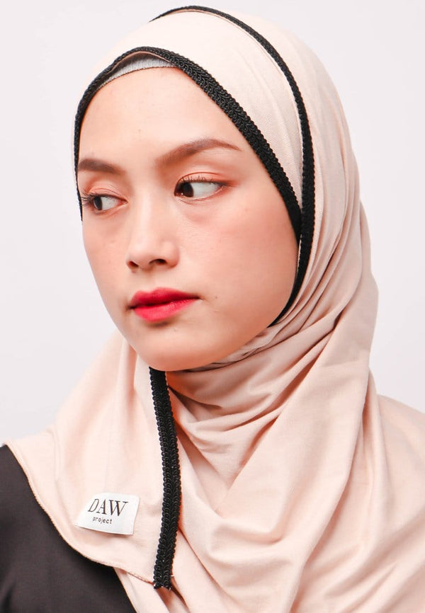 Daw Project DH059 Lace Hitam Hijab Pashmina Cream