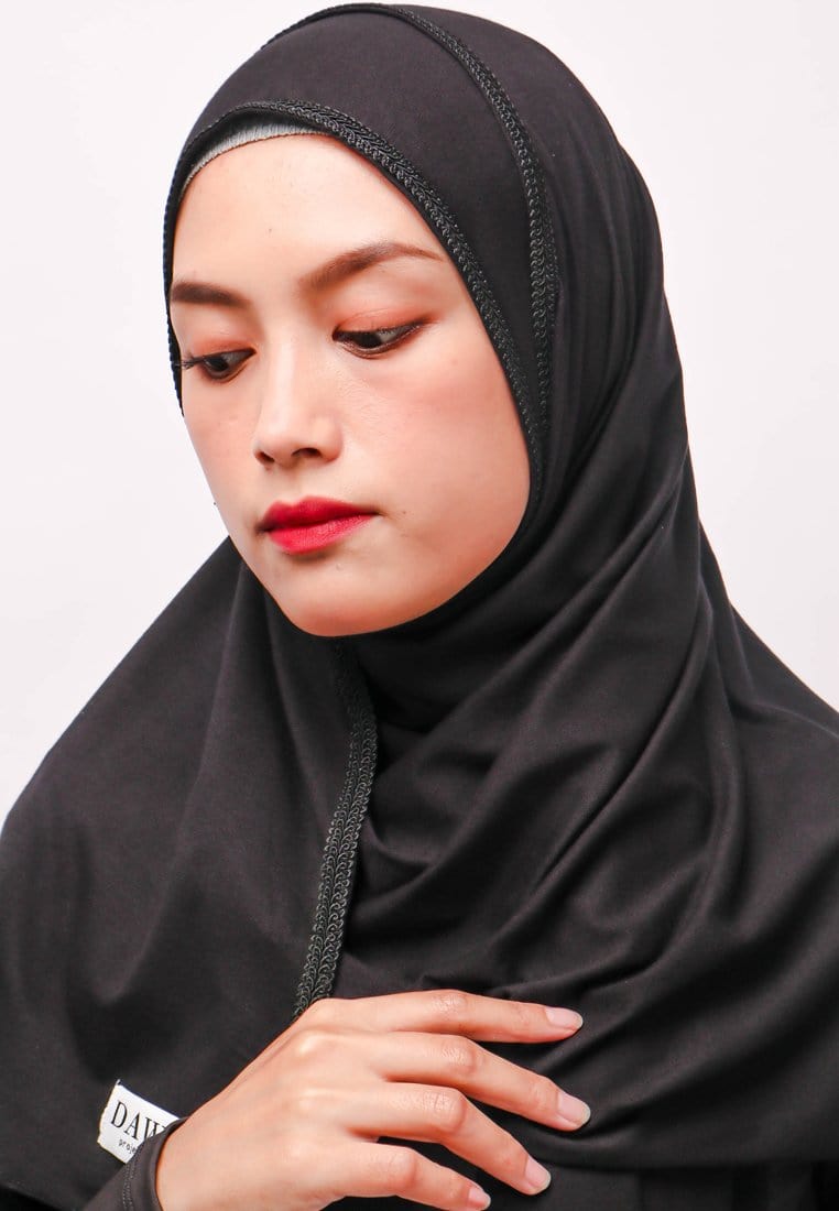 Daw Project DH062 Lace Hitam Hijab Pashmina Hitam