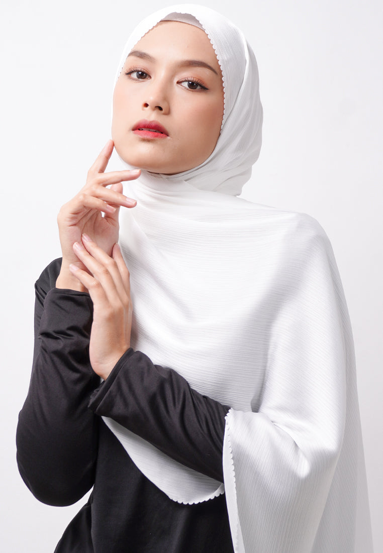 Daw Project DH085 Kerudung Pashmina Pasmina Phasmina Crinkle Satin Silk Premium Shawl Laser Cut Broken White