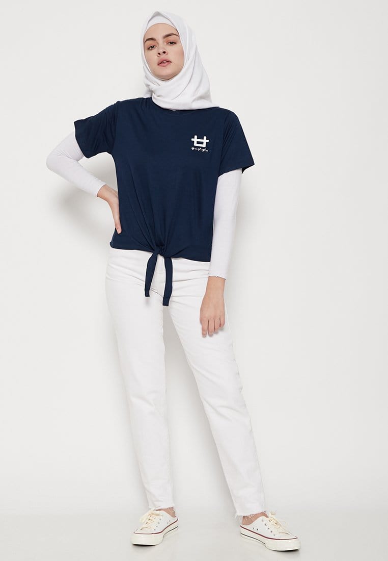 Third Day LTB15E CK Logo dakir T-shirt Navy crop knot