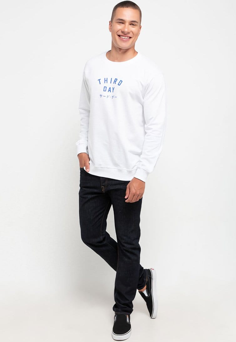 Third Day MOA11 td simple sweater pria unisex white