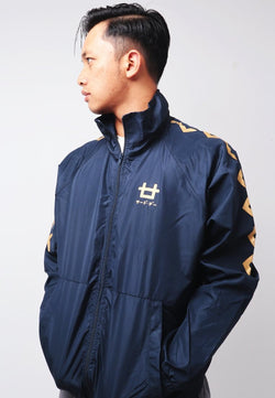 Third Day MOA25 Jaket Sporty Parka Pria Parasit Zigzag Navy Gold