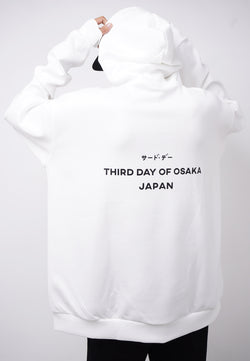 Third Day MOA38 Hoodie Ultra Oversize Pria Thdy Back Osaka Japan Putih