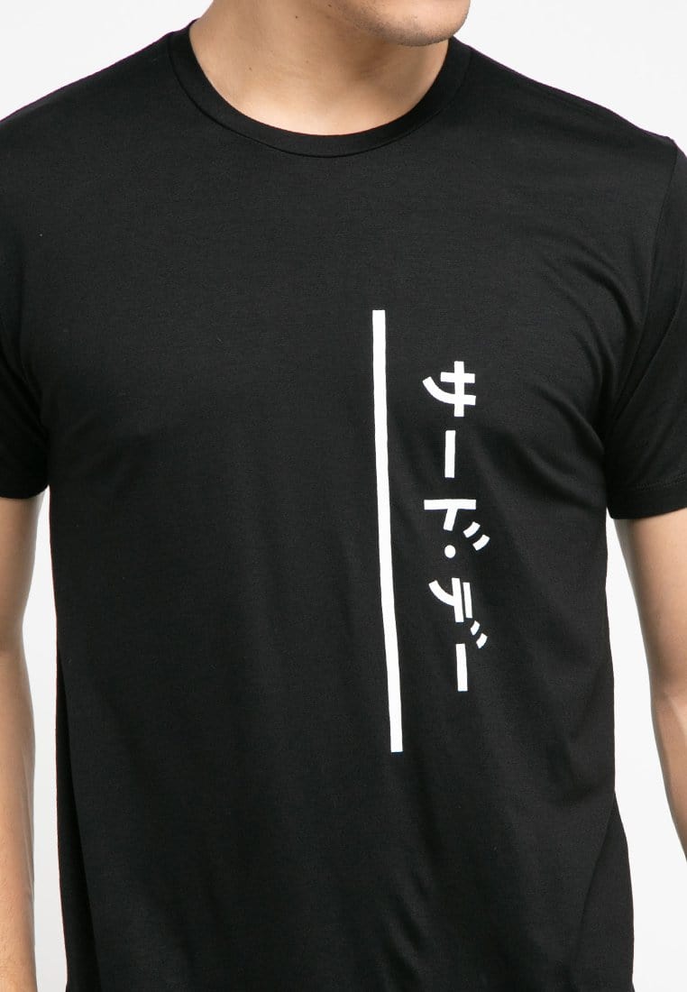 Third Day MTB37Y Kaos Pria Casual Katakana Line Ver Black