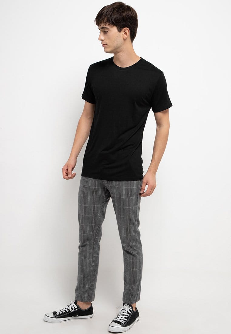 Third Day MTI30 Kaos Distro Pria Hitam Polos
