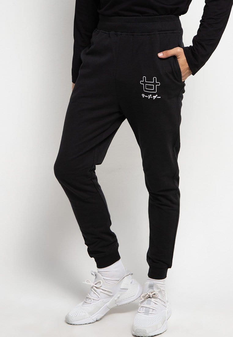 Third Day MB051 long jogger outline logo blk Hitam