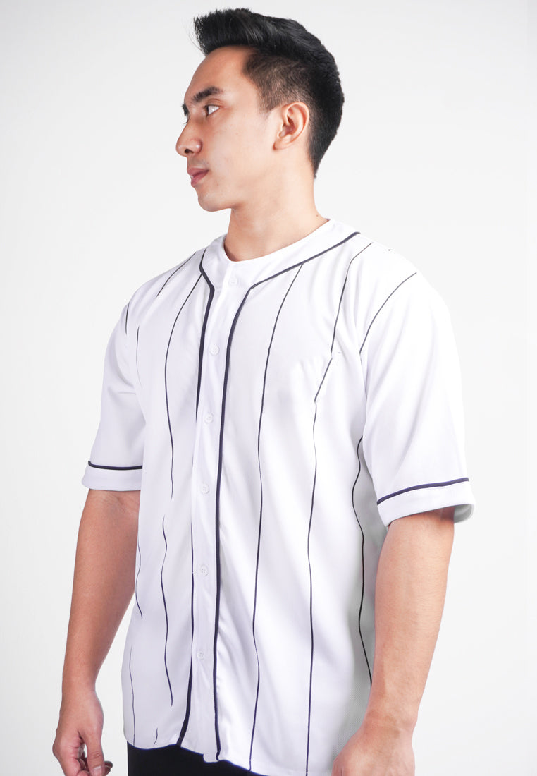 Third Day MTO10 Kaos Baseball Oversize Polos Bergaris Putih