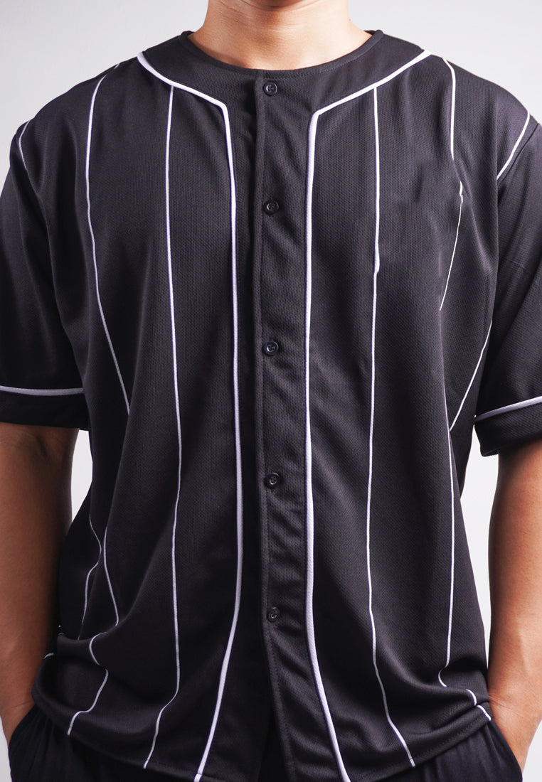 Third Day MTO06 Kaos Baseball Oversize Polos Bergaris Hitam