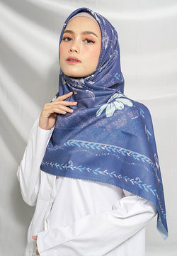 WK005 LP28E kerudung segi empat voal Antalya Series navy