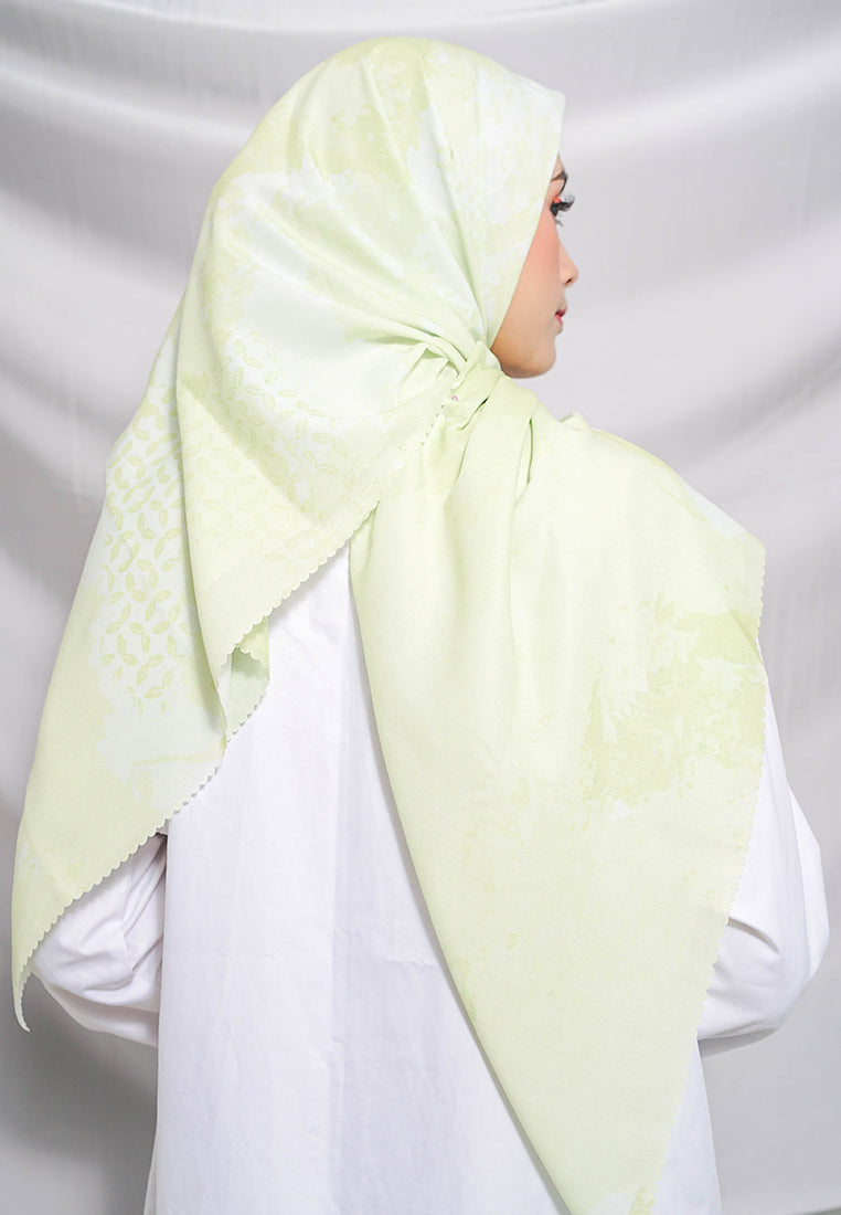 WK011 LP37F kerudung segi empat voal Penelope series nude cream