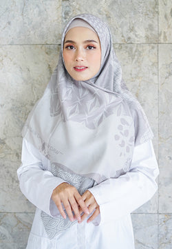 WK019 ES30F kerudung segi empat voal Iris Series abu muda