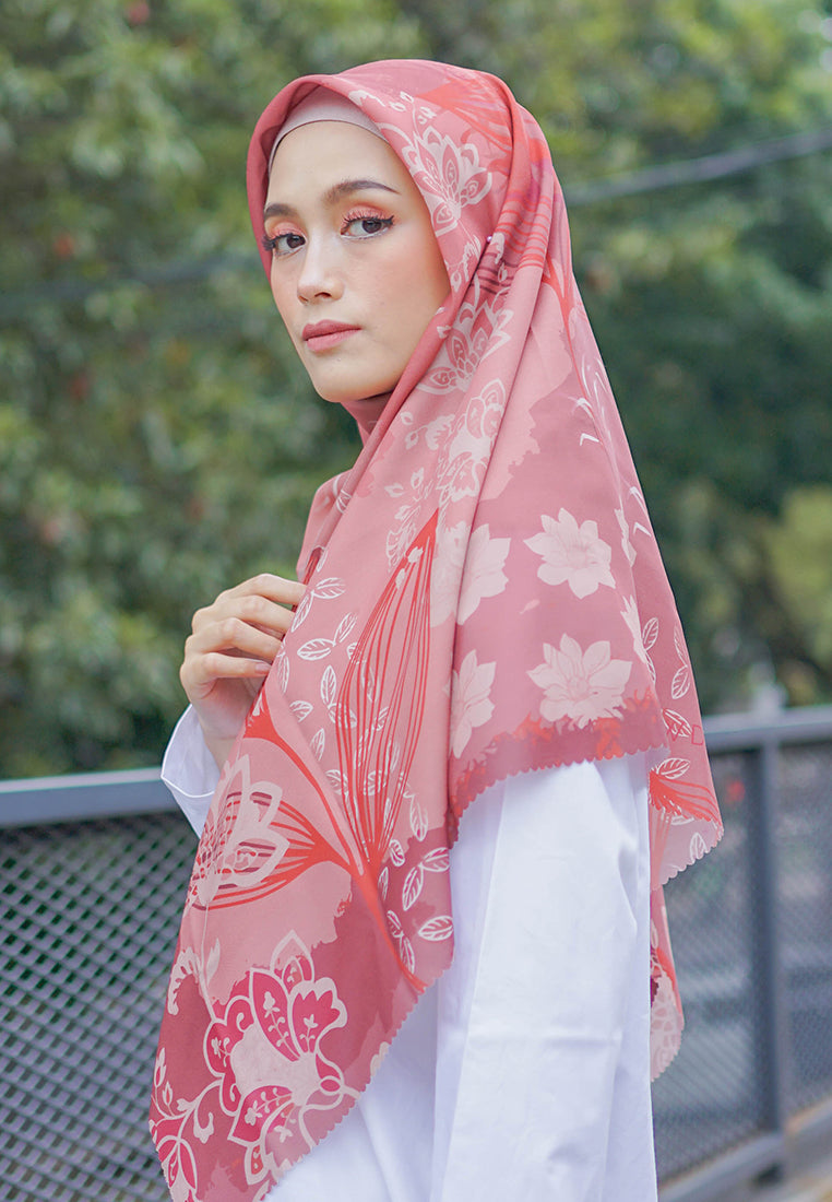 WK029 kerudung segi empat voal DAW Project Isadora Series maroon merah