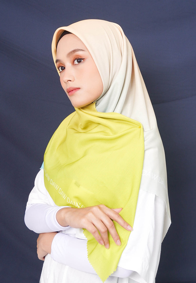 WK045 kerudung segi empat gradasi multicolor DAW Project Glow Series Tosca to Green