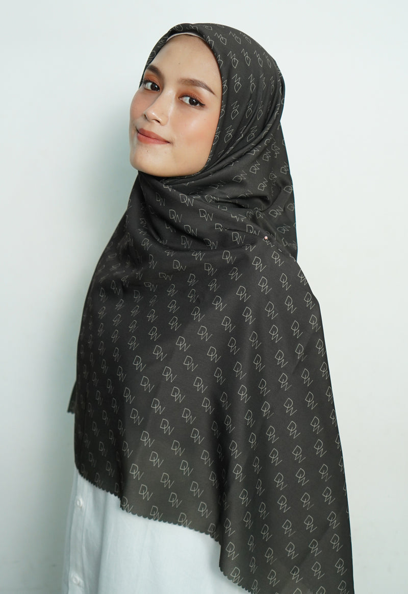 WK052 Kerudung Segi Empat Hitam Motif Premium Anti Mleyot Anti Kusut Anti Lecek Black Hitam