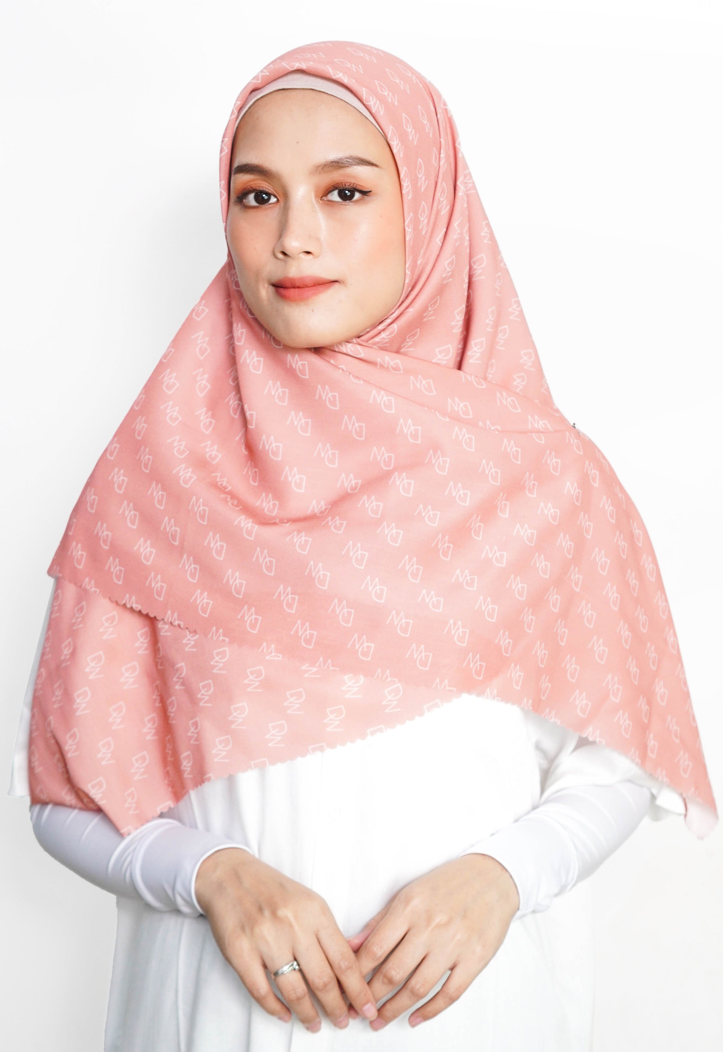 WK053 Kerudung Segi Empat Dusty Pink Motif Premium Anti Mleyot Anti Kusut Anti Lecek Pink Dusty