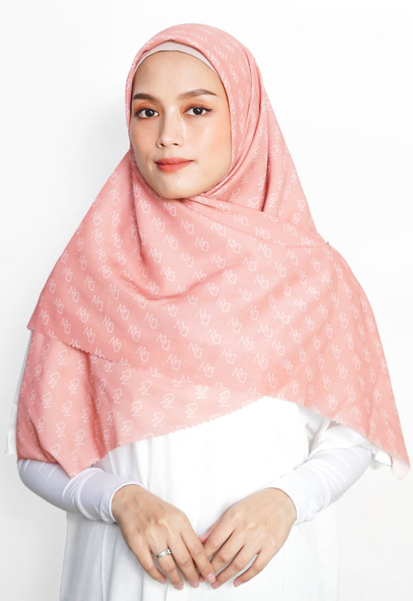 WK053 Kerudung Segi Empat Dusty Pink Motif Premium Anti Mleyot Anti Kusut Anti Lecek Pink Dusty