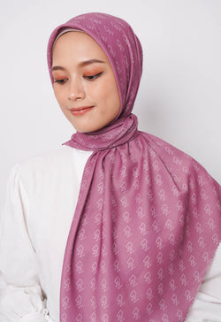 WK062 Kerudung Segi Empat Warna Taro Hijab Motif Premium Anti Mleyot Anti Kusut Anti Lecek Taro